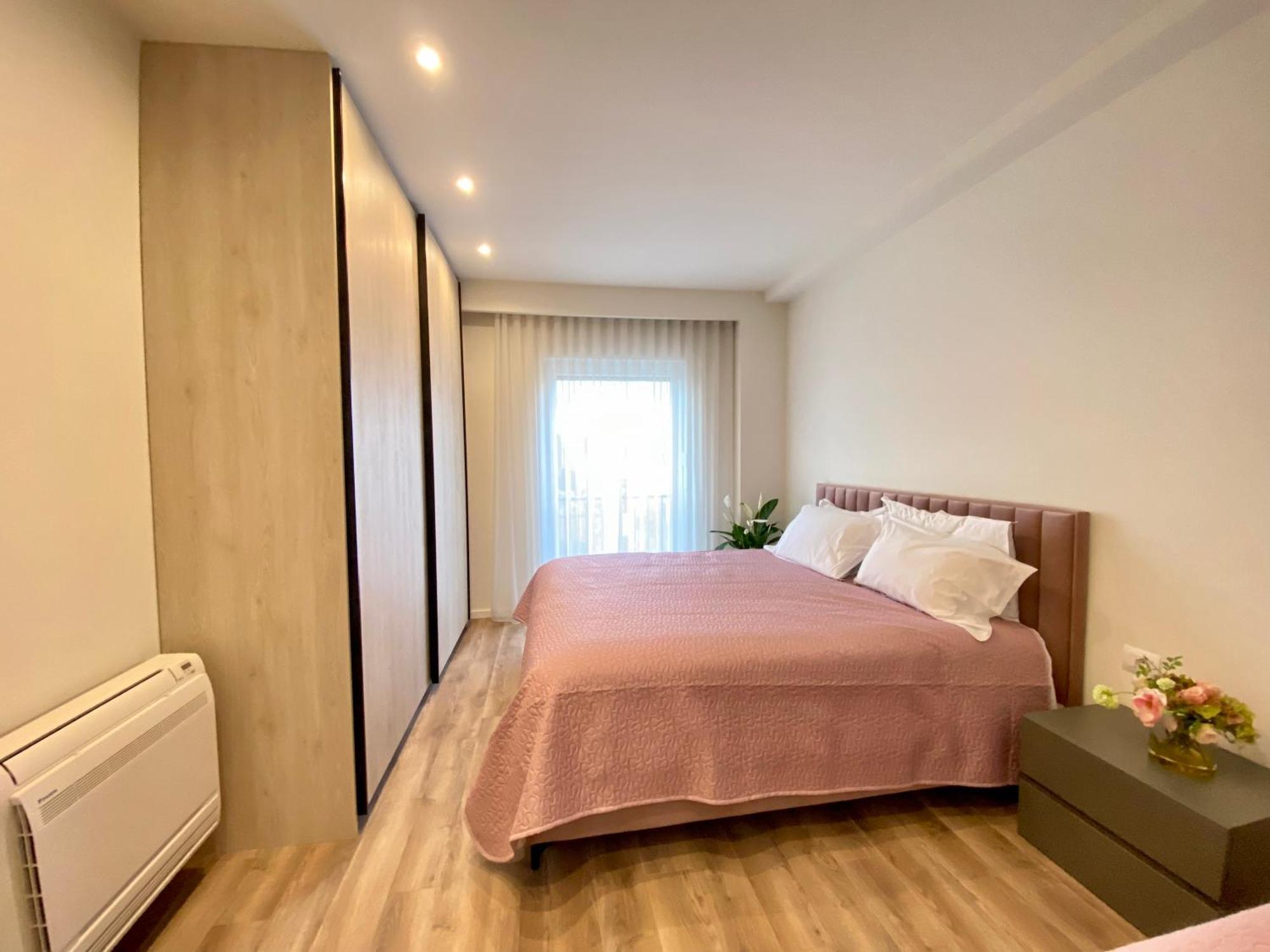 Delight Apartment Тирана Экстерьер фото